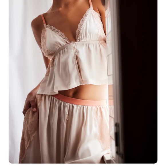 Anywhere With You Satin Sleeveless V-Neck Cami & Pant Pajama Set - Picture 7 of 7